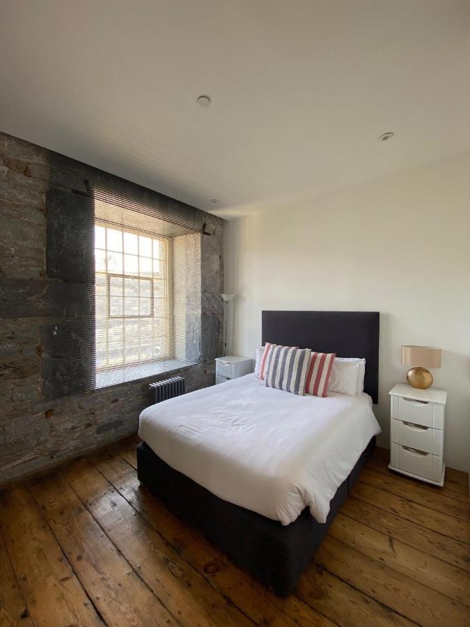 Buckingham Place At The Royal William Yard Plymouth Exterior photo
